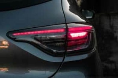 Lâmpada de carro moderna e de alta qualidade, ideal para veículos no Espírito Santo.